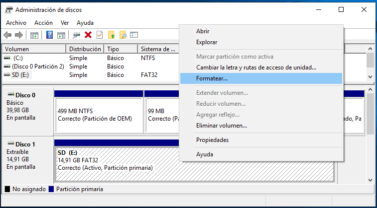 En el menú contextual emergente, seleccione el apartado «Formatear» En el menú contextual emergente, seleccione el apartado «Formatear»